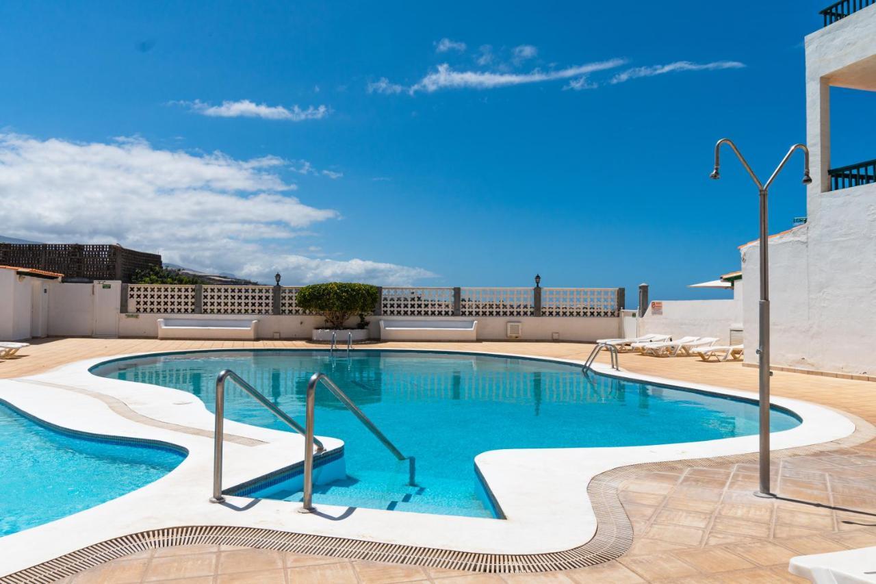 El Varadero Grande Terrasse Ensoleillee Face A La Mer Apartment Puerto de Santiago  Bagian luar foto