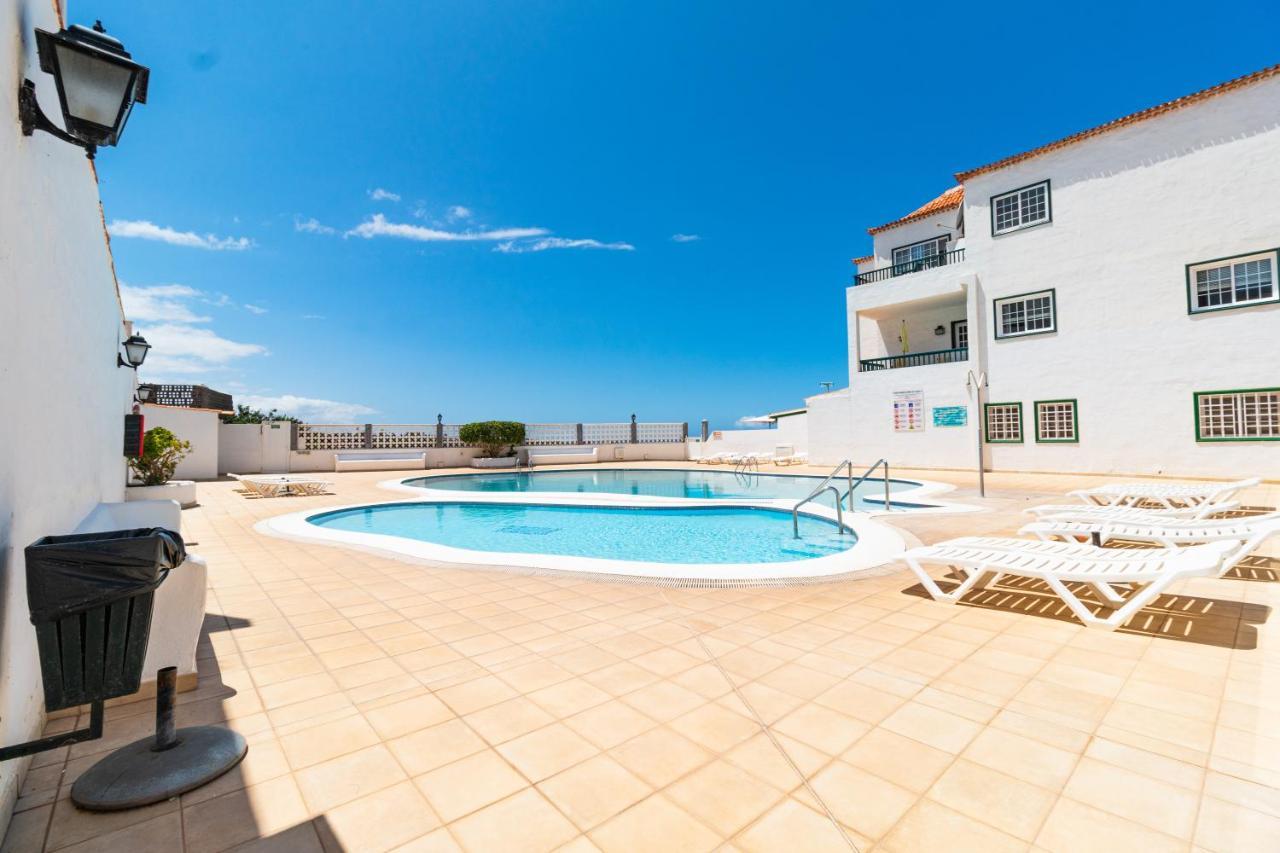 El Varadero Grande Terrasse Ensoleillee Face A La Mer Apartment Puerto de Santiago  Bagian luar foto